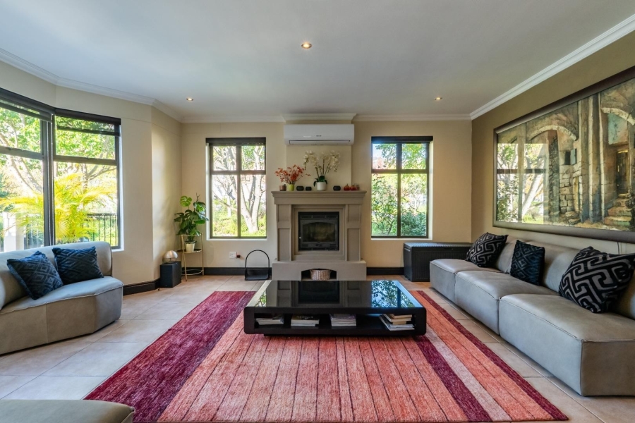 To Let 4 Bedroom Property for Rent in Boschenmeer Golf Country Estate Western Cape